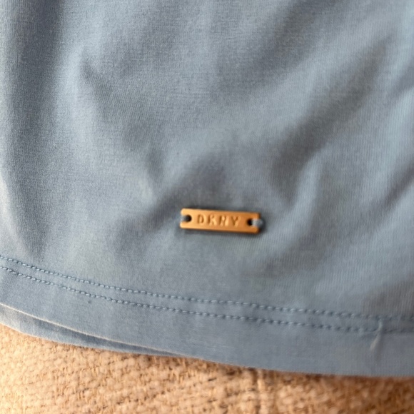 DKNY Stretch Cotton Top with Sleeve Cut-Outs - Picture 5 of 5